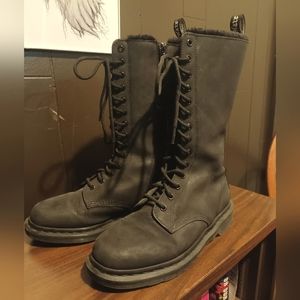 Dr. Martens IB99 FL Boots